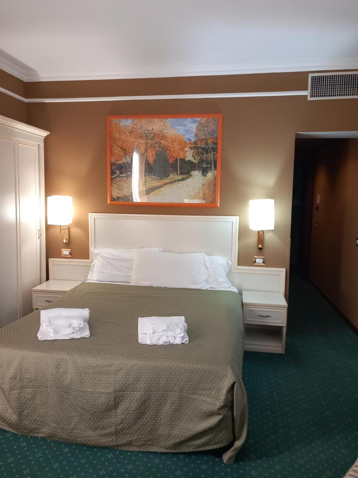 Cervara Park Hotel Рим Экстерьер фото