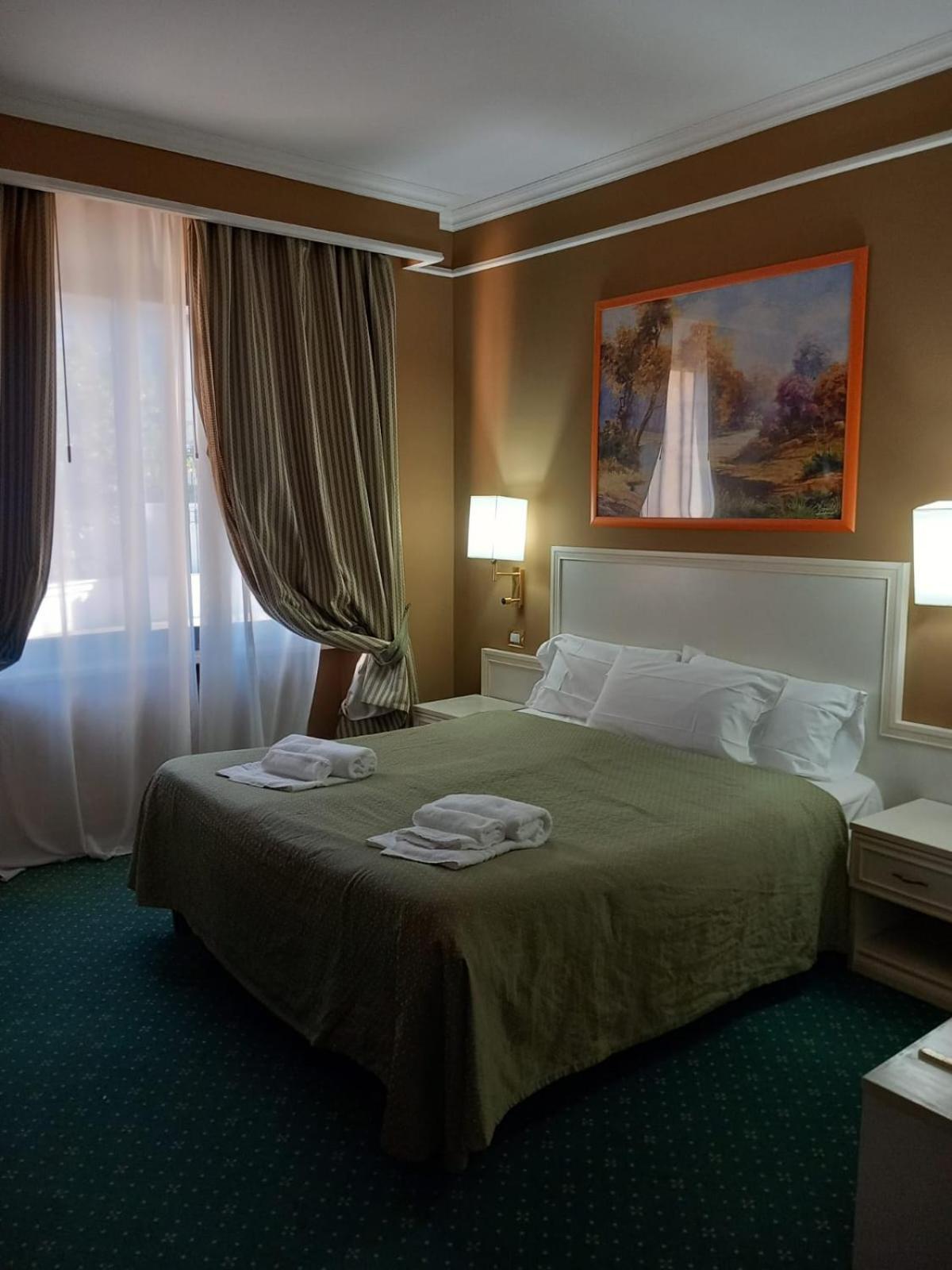 Cervara Park Hotel Рим Экстерьер фото