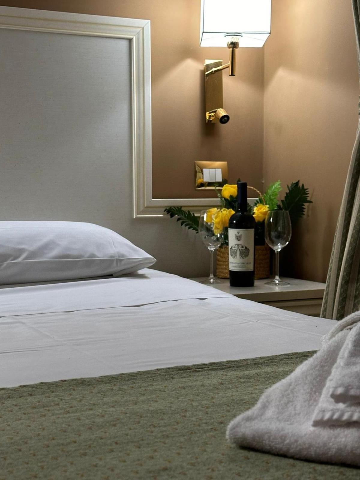 Cervara Park Hotel Рим Экстерьер фото