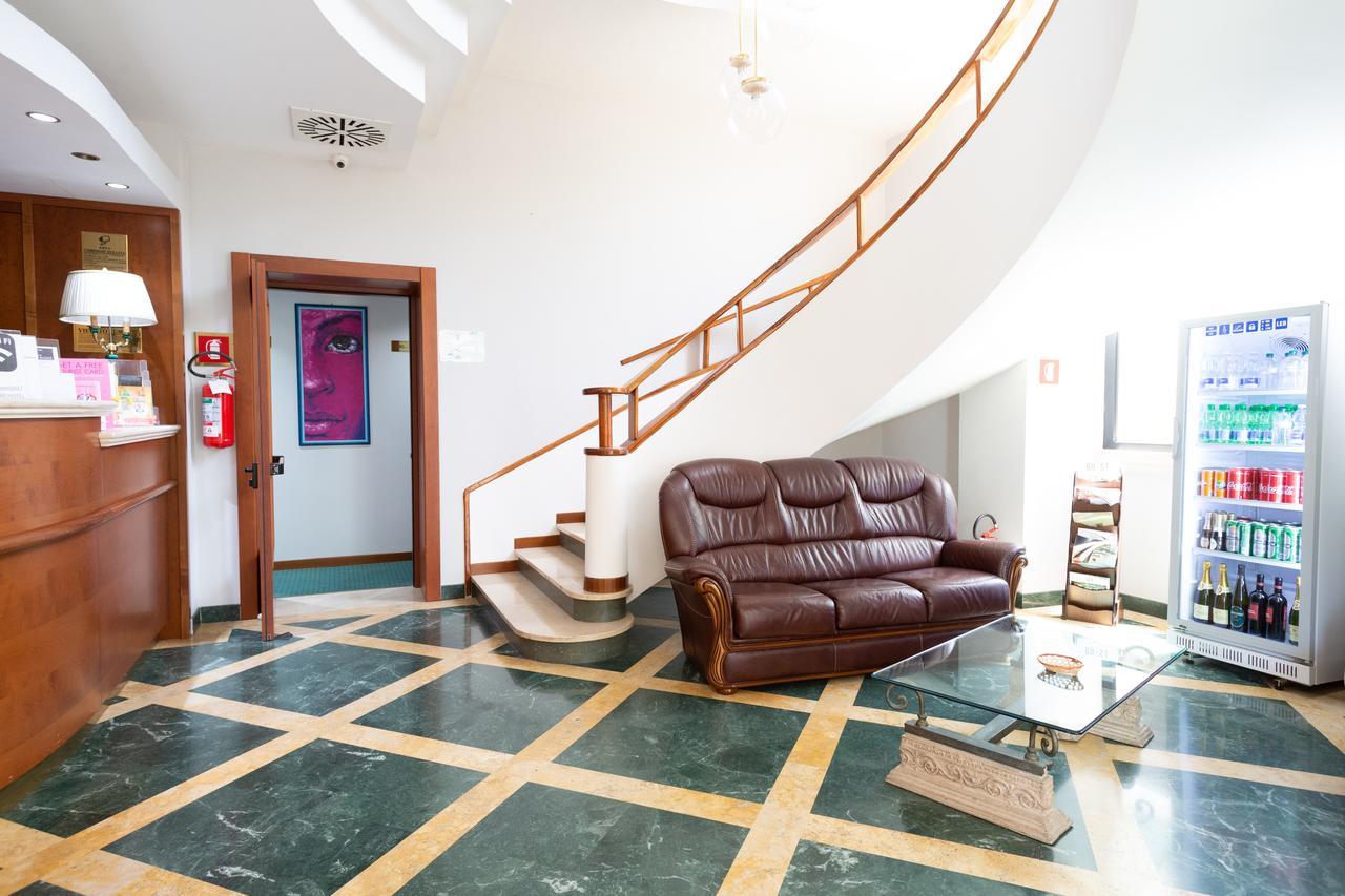 Cervara Park Hotel Рим Экстерьер фото