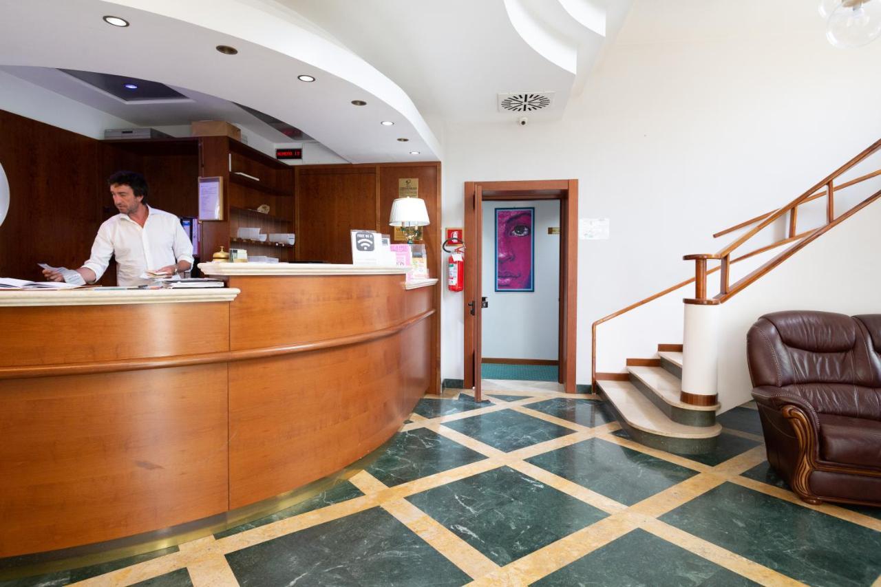 Cervara Park Hotel Рим Экстерьер фото