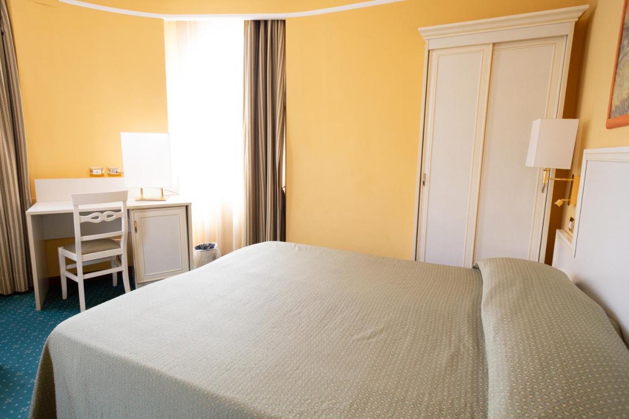 Cervara Park Hotel Рим Экстерьер фото