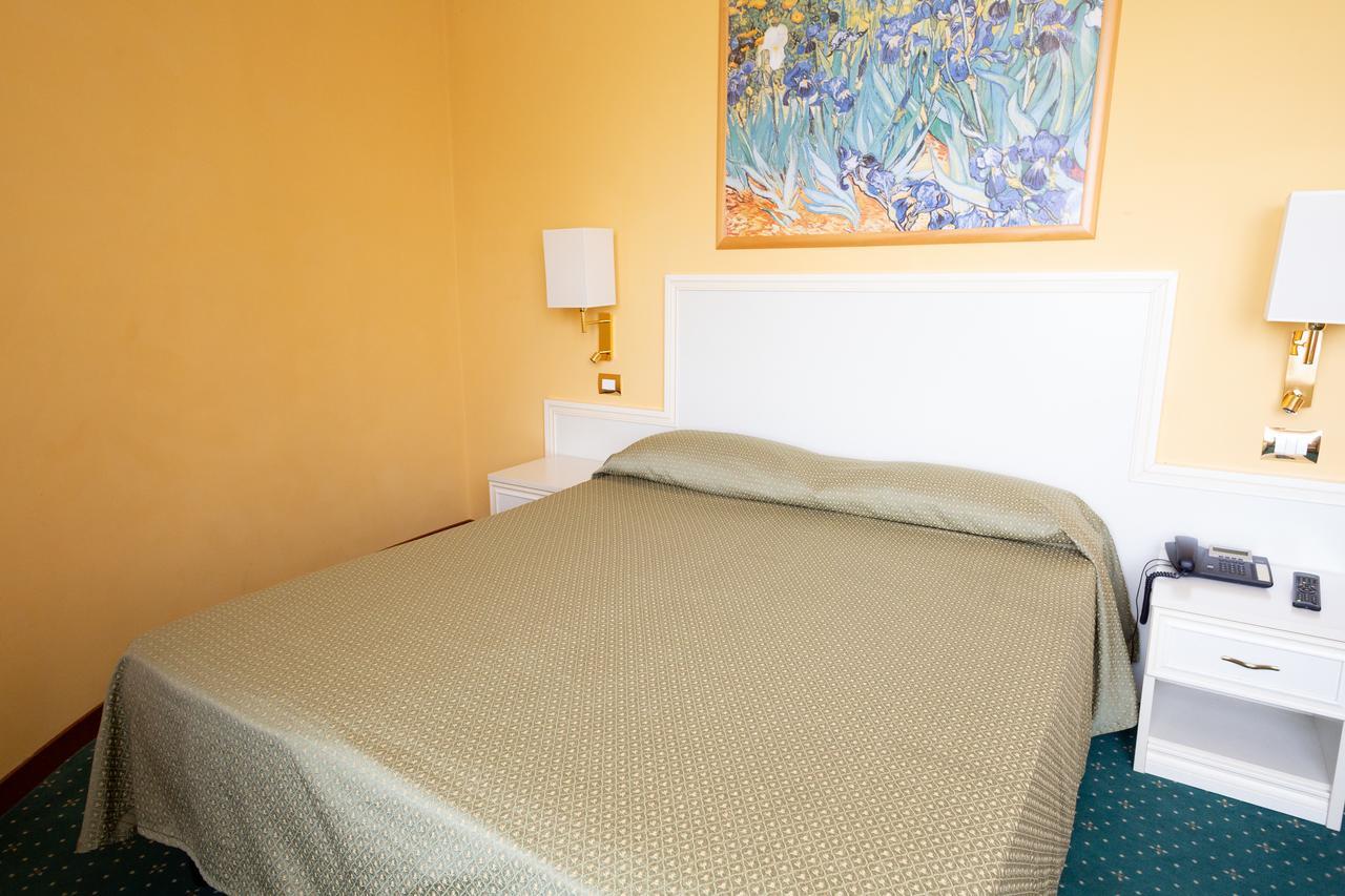Cervara Park Hotel Рим Экстерьер фото