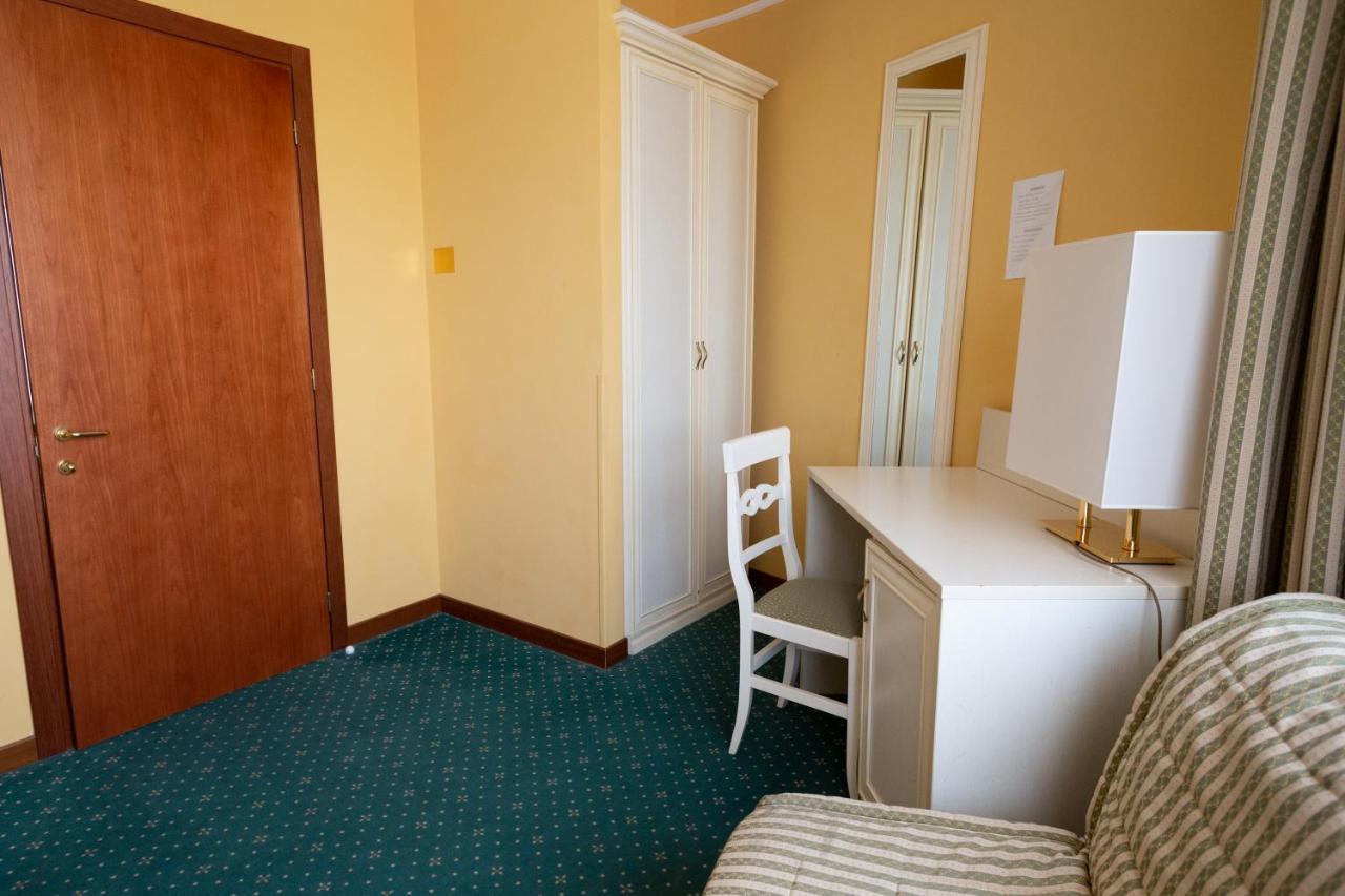 Cervara Park Hotel Рим Экстерьер фото