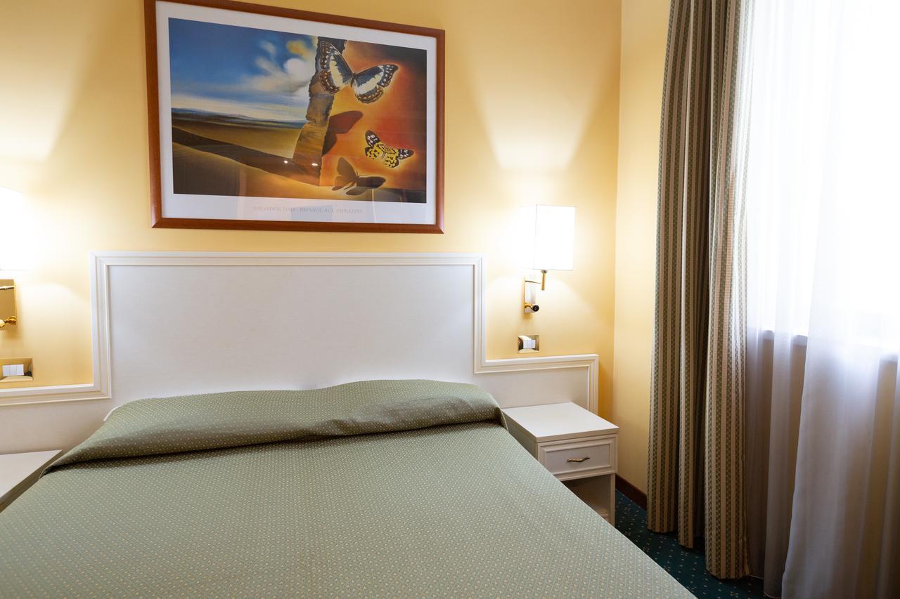 Cervara Park Hotel Рим Экстерьер фото